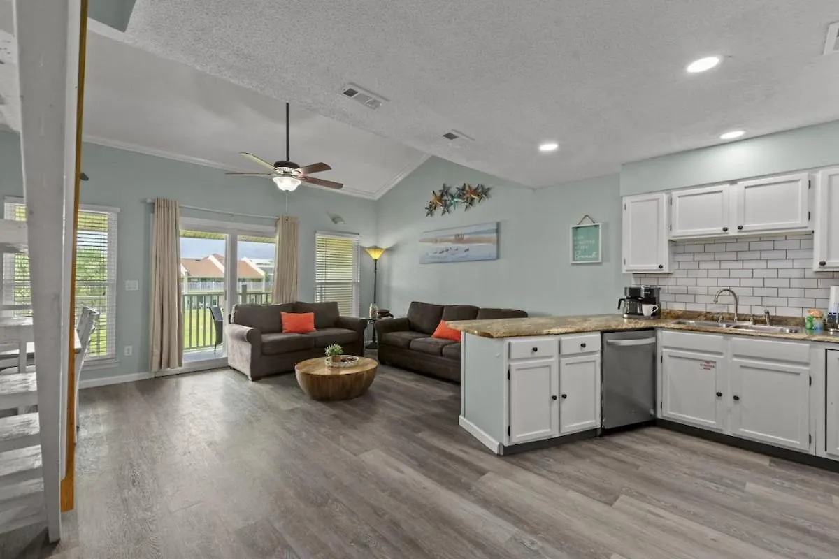 Seacove Steps 2 Priv Beach Backyard Comm Pool Destin Holiday home